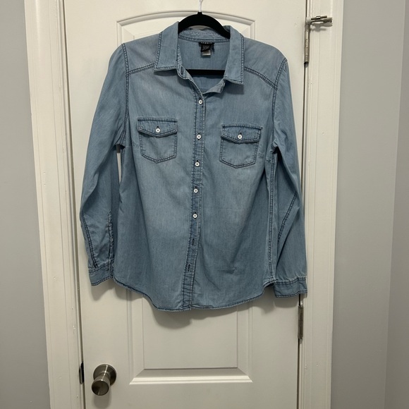 Torrid Light Denim Button Up - Picture 6 of 6